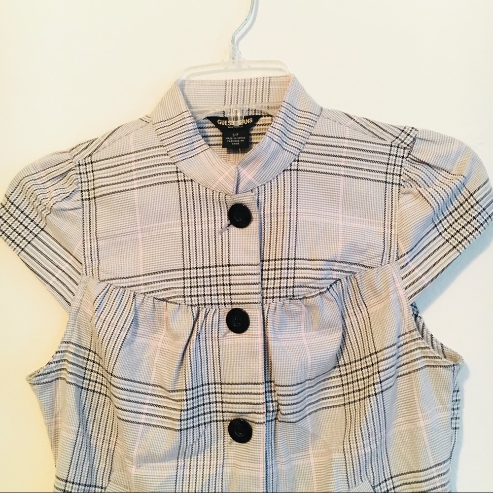 Guess Button Top NWT - Picture 2 of 5